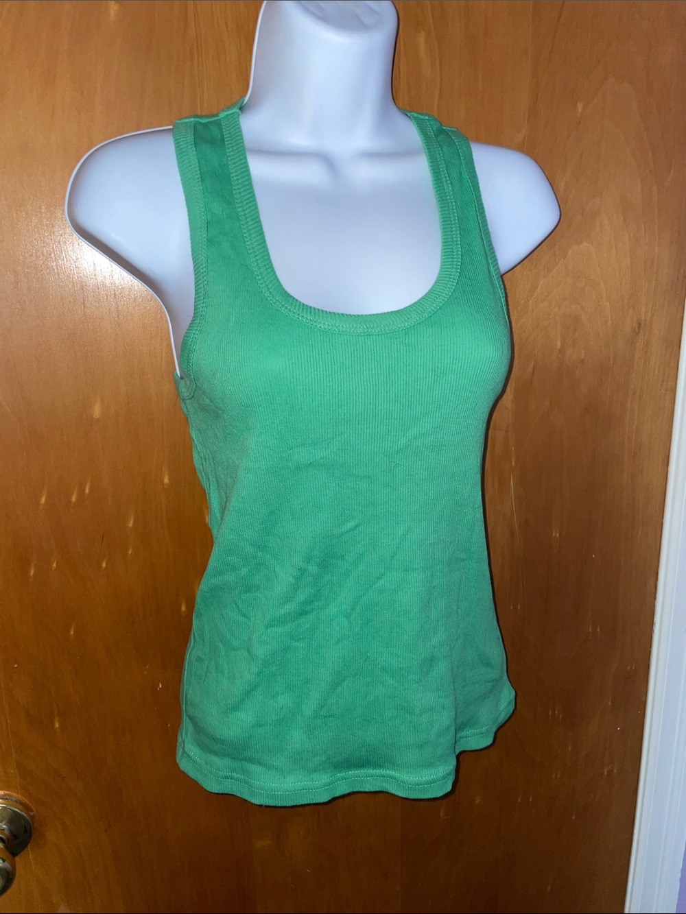 Green Ribbed Tank 💚 - Picture 3 of 9